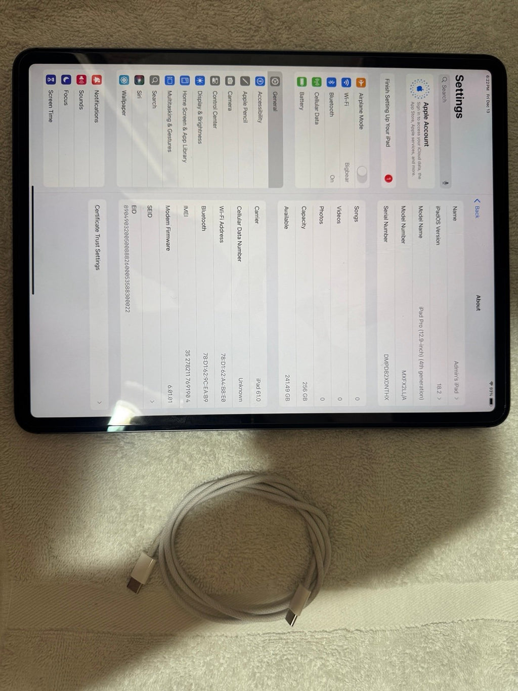 APPLE iPAD PRO 12.9�?4TH GEN 256GB UNLOCKED CARRIER UNLOCKED 3O38