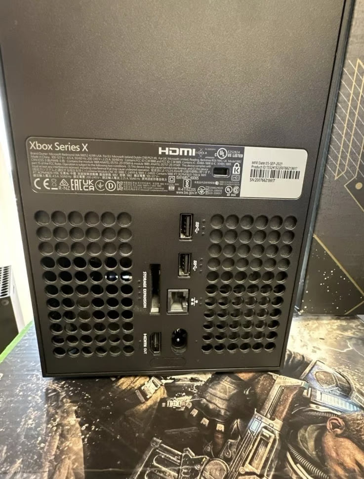 Xbox Series X Halo Infinite Limited Edition Console 7B87