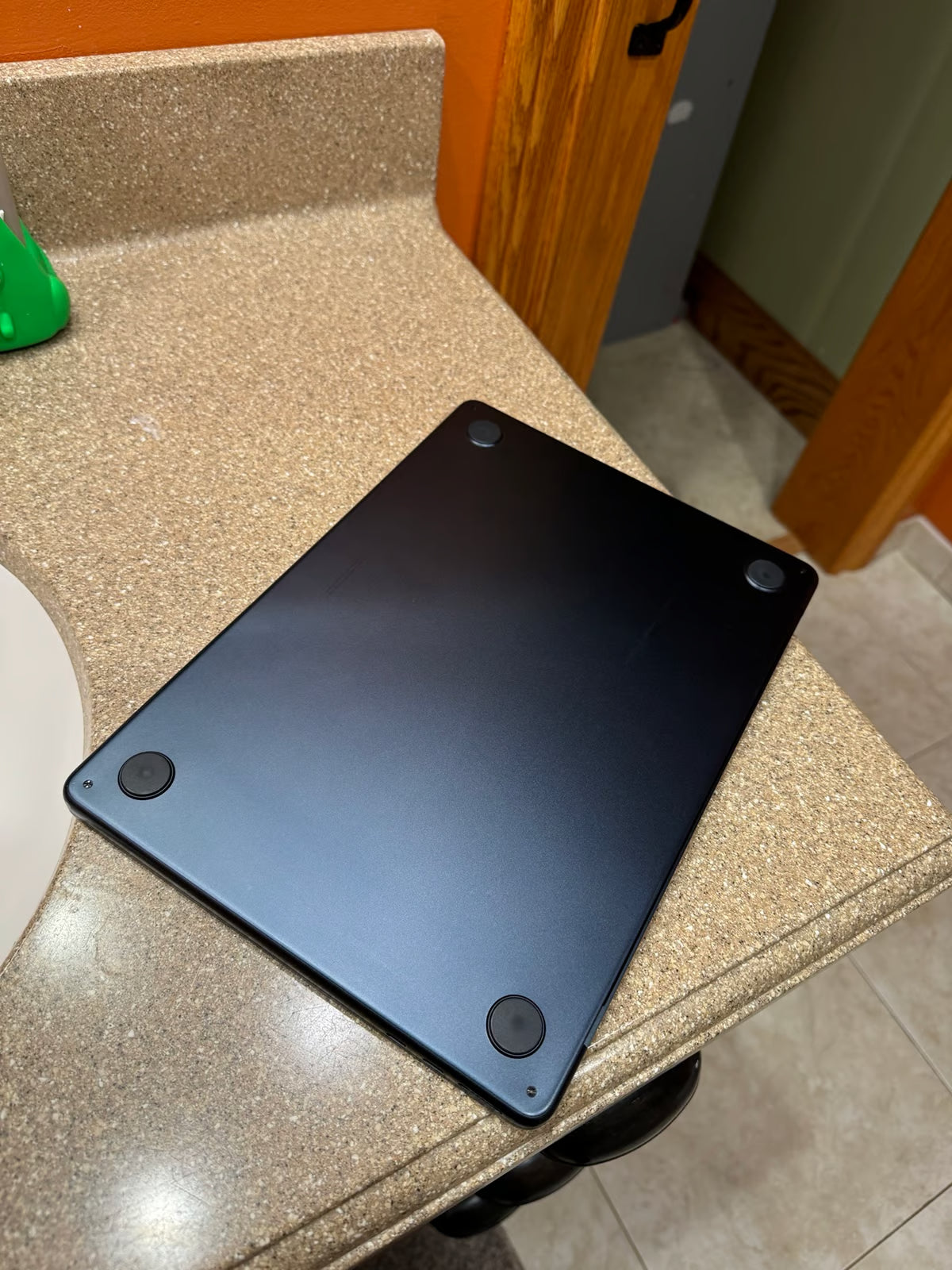 2022 MacBook Air 13 inch M2 6S59