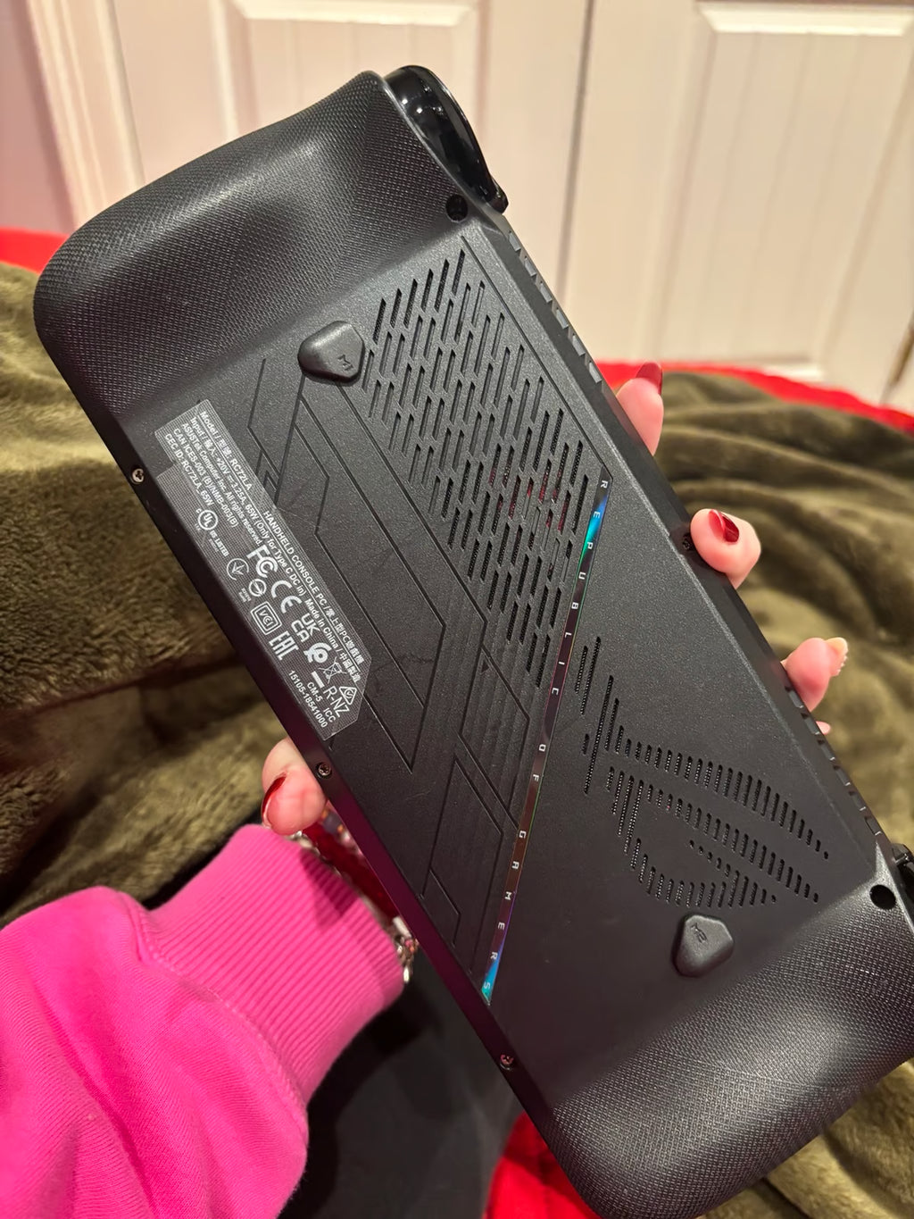 ASUS ROG Ally X 7"" 120Hz FHD 1080p Gaming Handheld 5P52