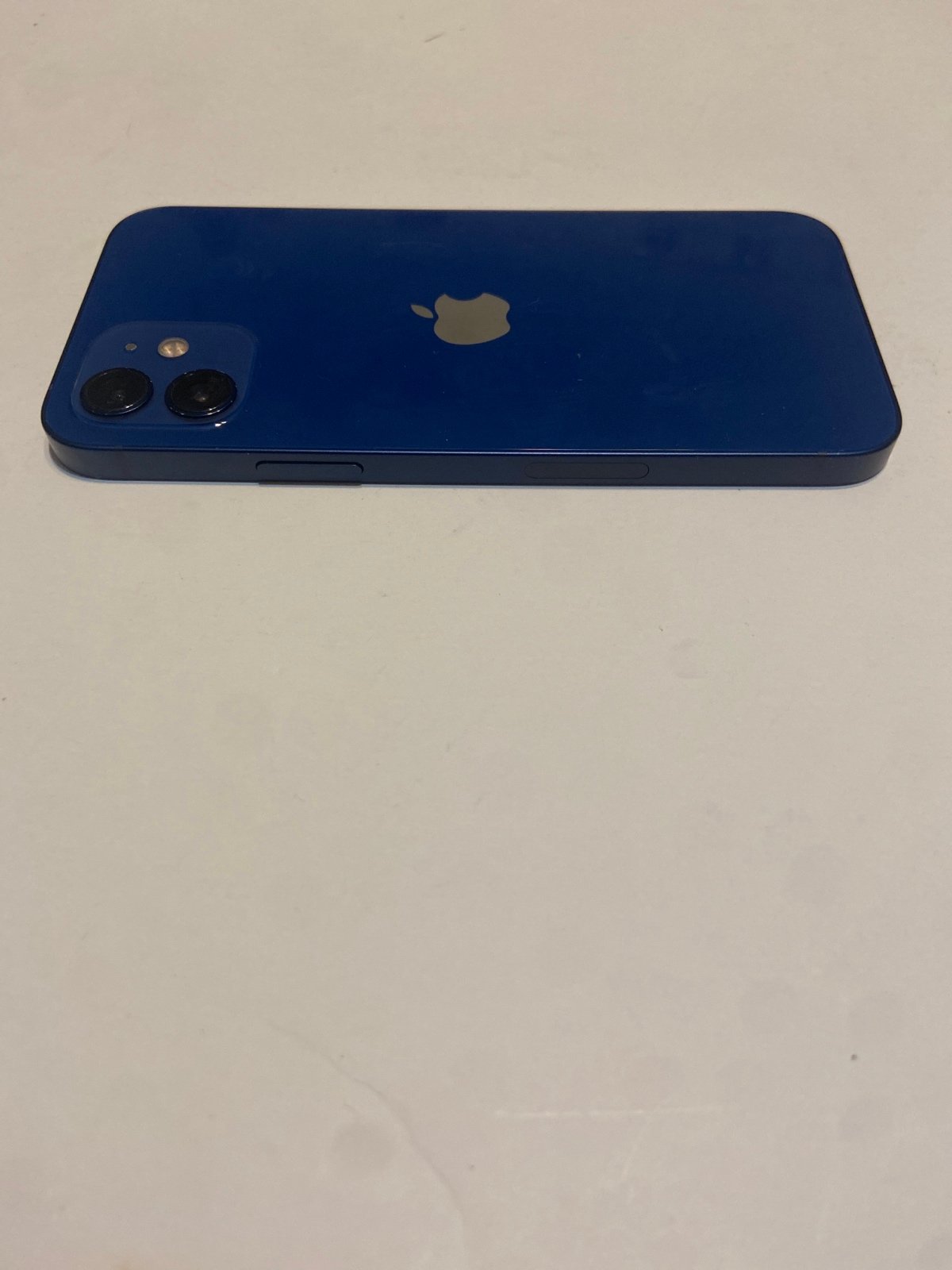 Apple iPhone 12 128GB Fully Unlocked - Blue 9T99