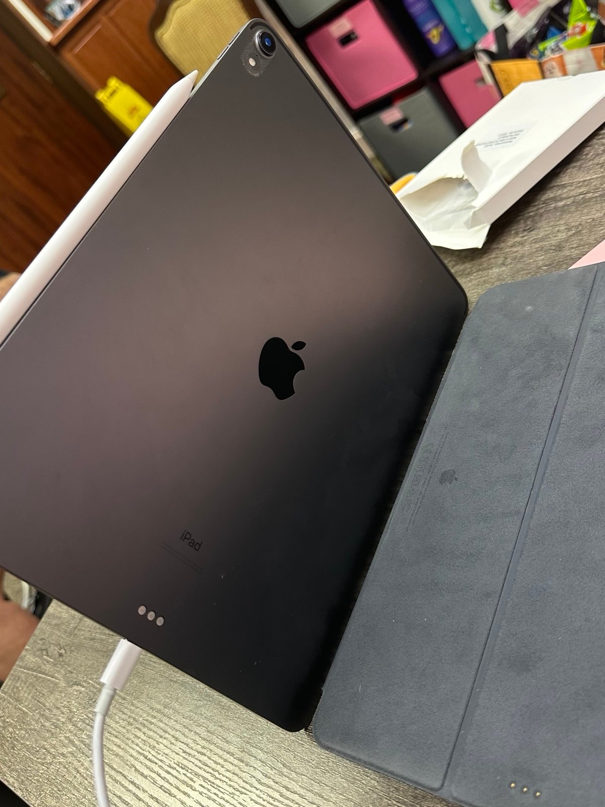 iPad Pro 3rd generation 12.9inch 256gb 6X69