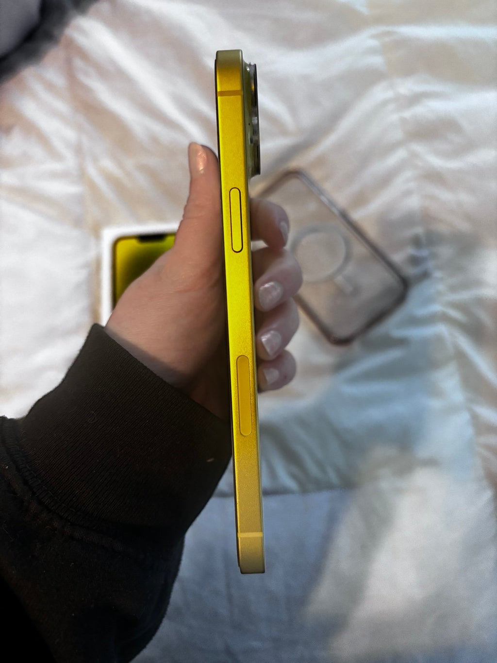 Apple iPhone 14 Plus 128 GB in Yellow for Unlocked 2J59