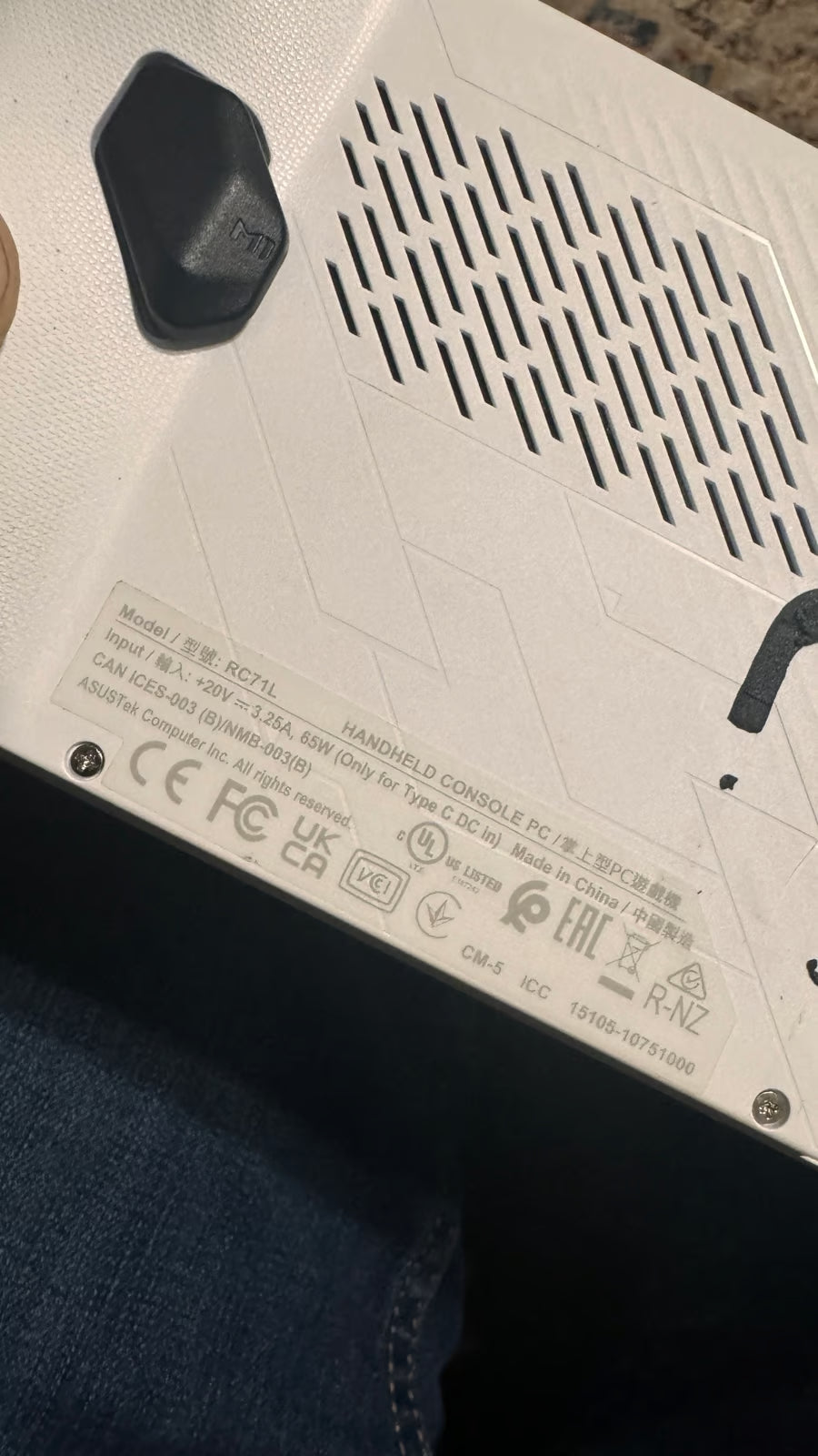 Asus ROG ALLY Z1 Extreme + Extras 6N66