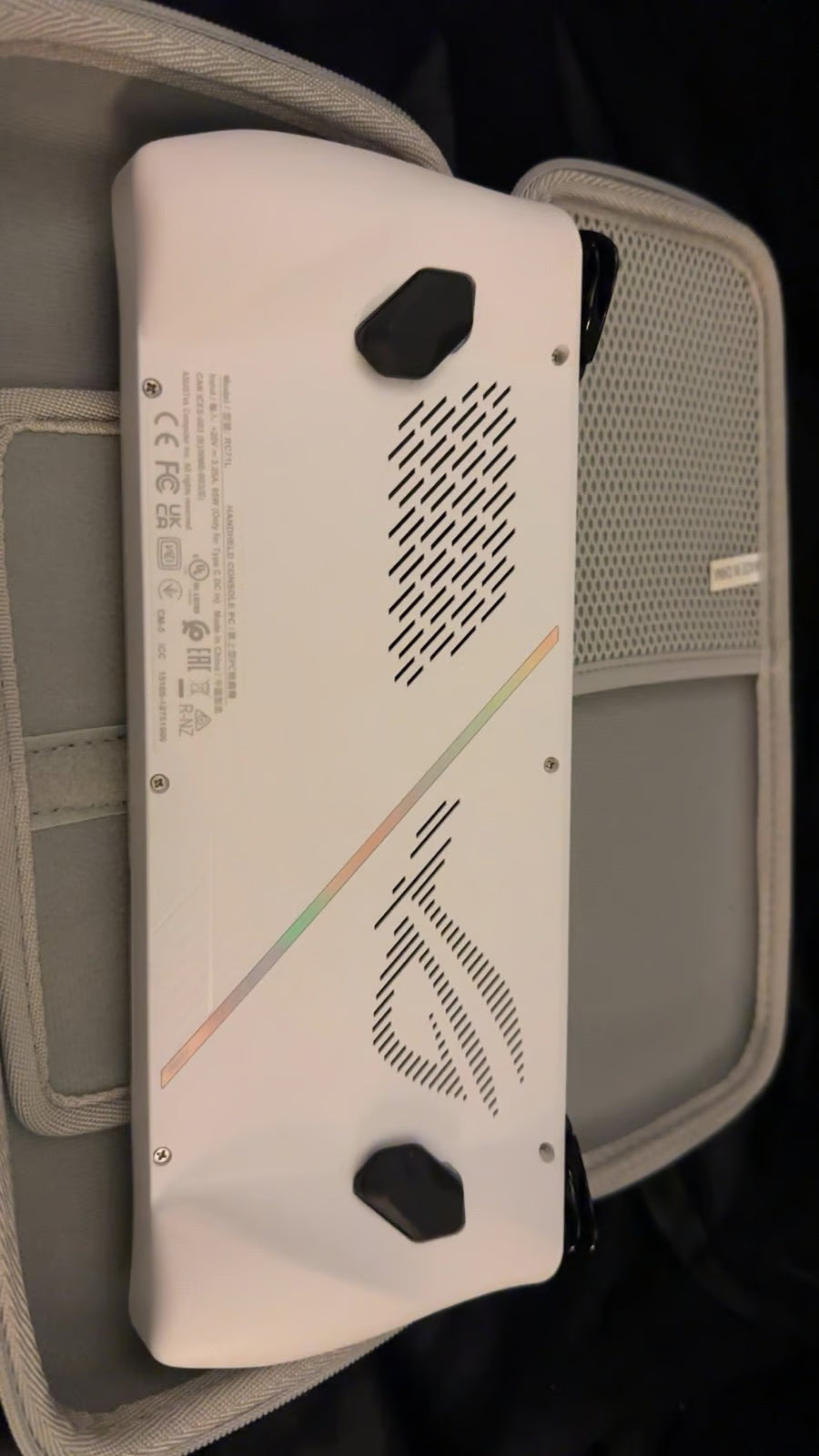 ASUS - ROG Ally - AMD Ryzen Z1 Extreme Processor 512GB SSD 1TB SD card 9S38