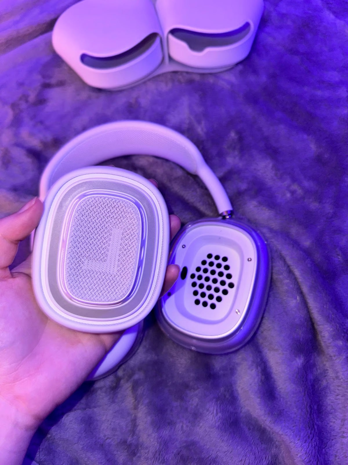 Apple AirPods Max in Silver 9J29