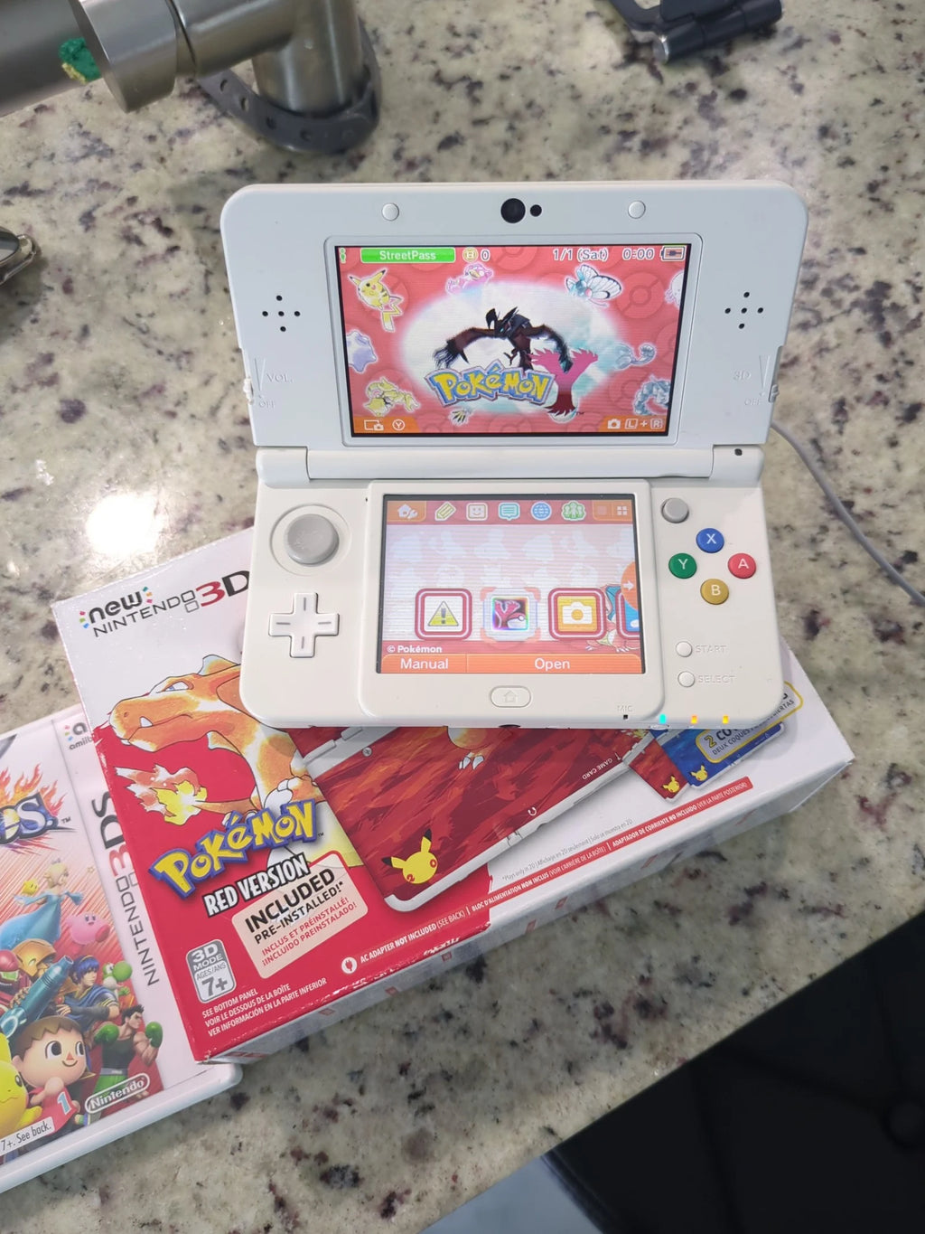 Nintendo 3DS Pokemon 20th Anniversary Charizard Edition