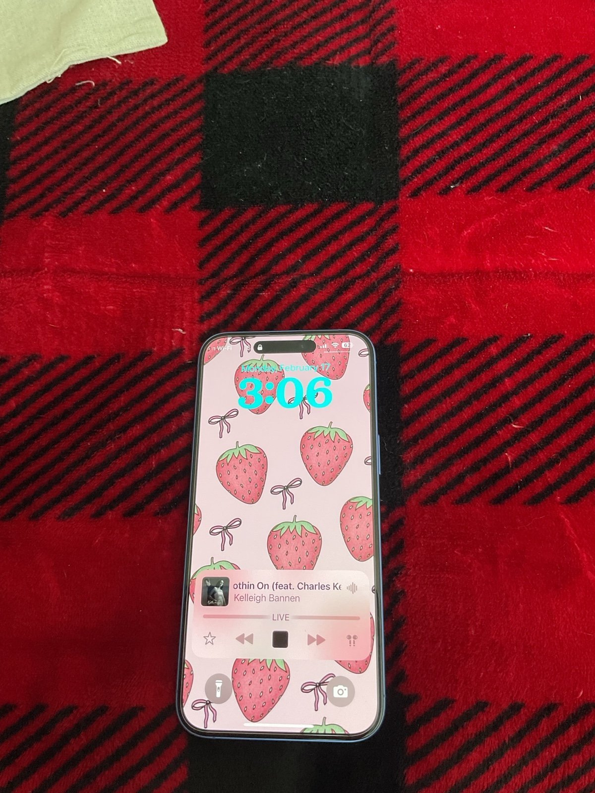 iPhone 16 Plus Spectrum 9S88