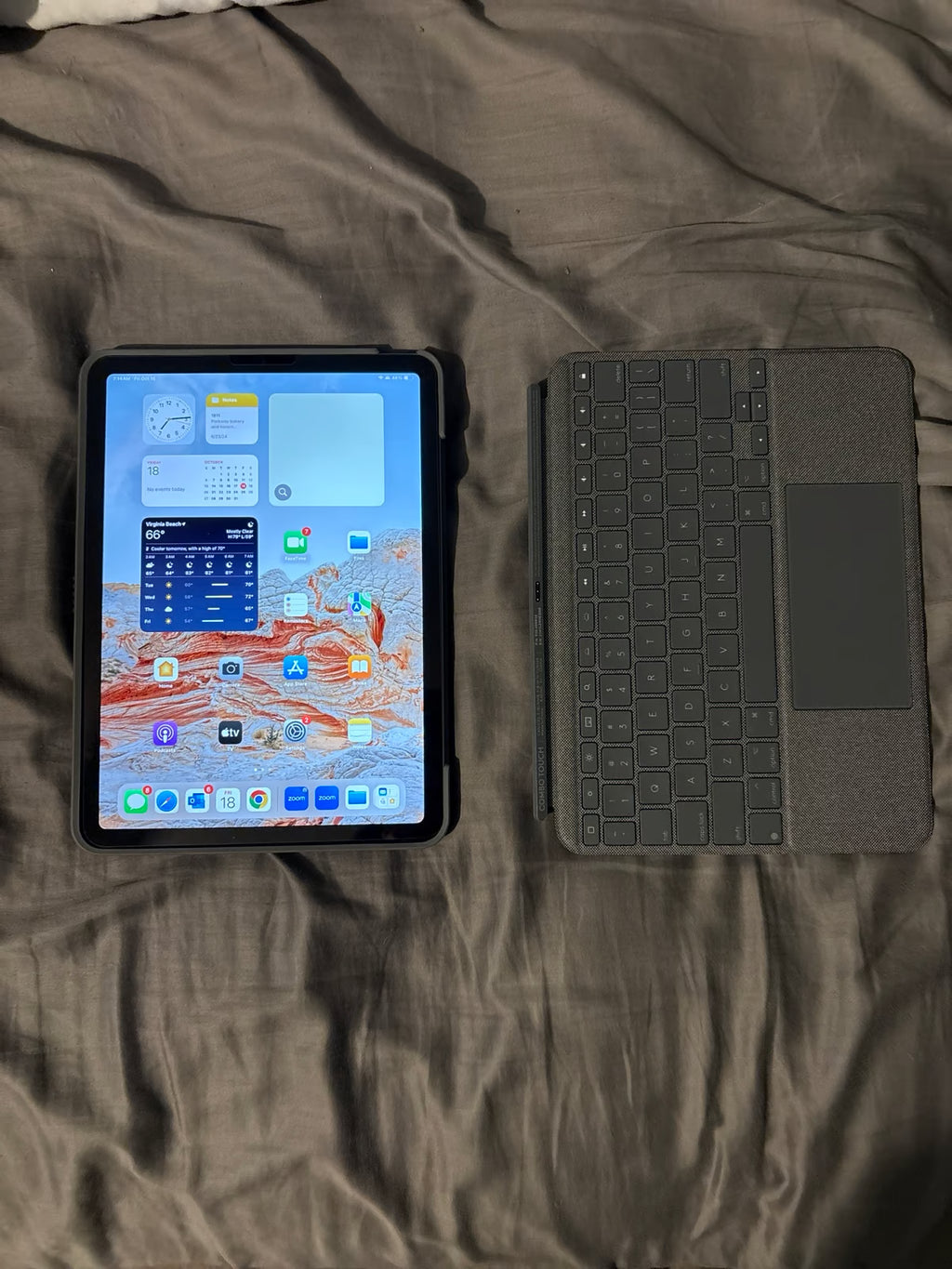 Apple iPad Air 5th Generation 64 GB 2P67