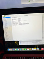 MacBook Air 13 inch m1 chip 8gb 7Y69