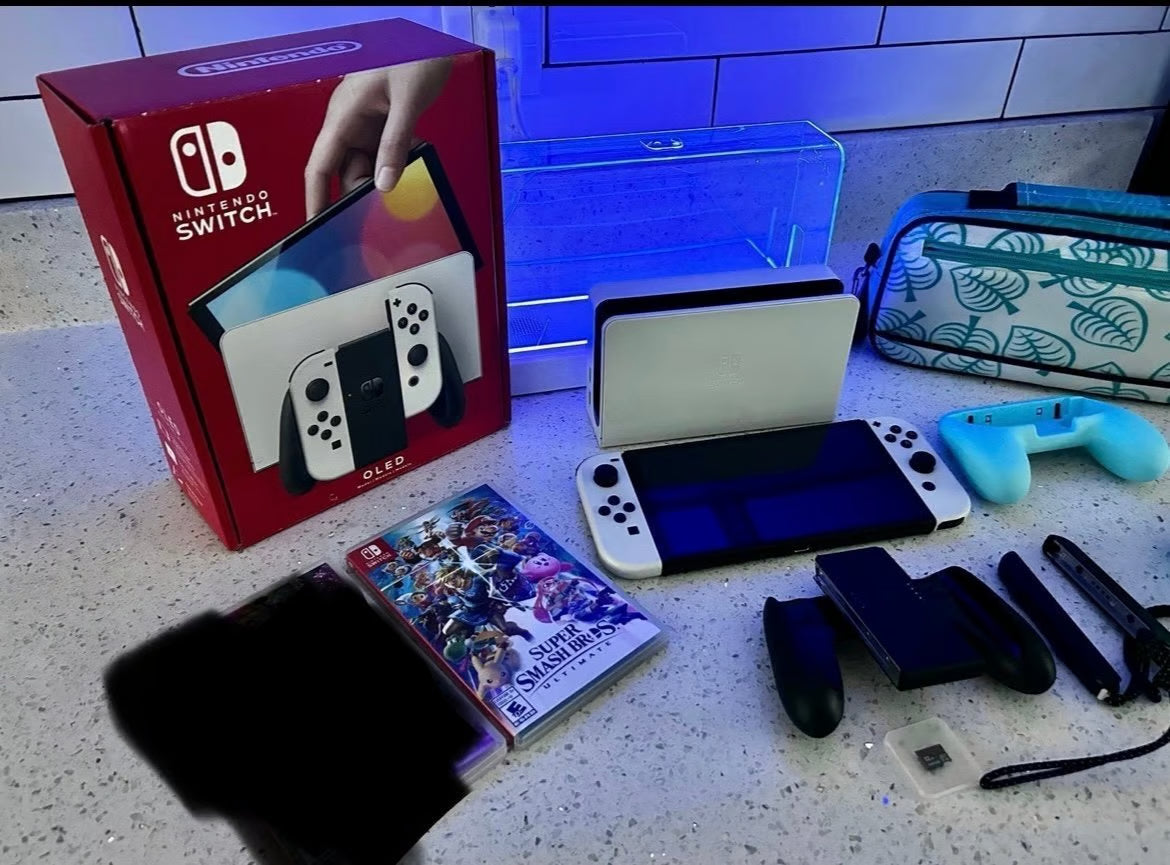 Nintendo Switch OLED bundle 9V91