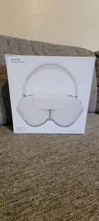 Apple AirPods Max with Smart Case 7J87