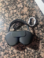 Apple AirPods Max with Smart Case 2Y58