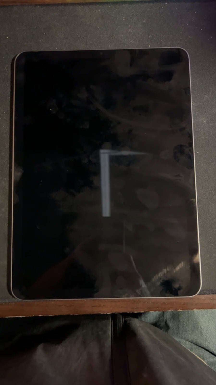 ipad air 5th generation 2D76