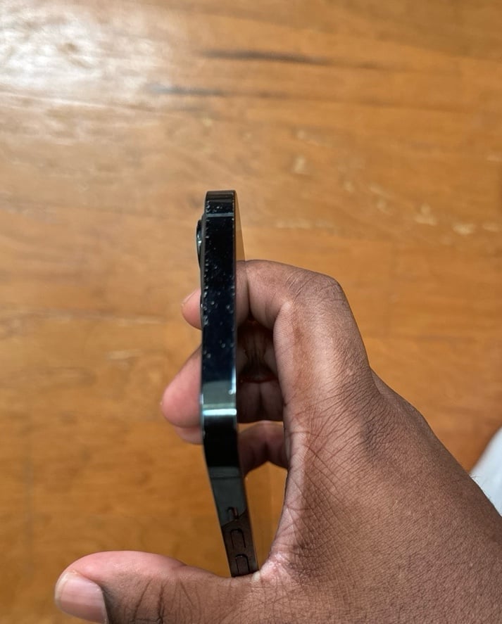 iphone 12 pro max phone unlocked 9N62