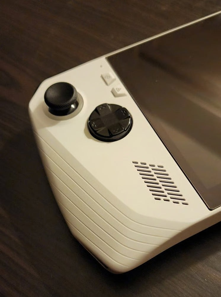 ASUS rog ally z1 extreme with Accessories 2H31