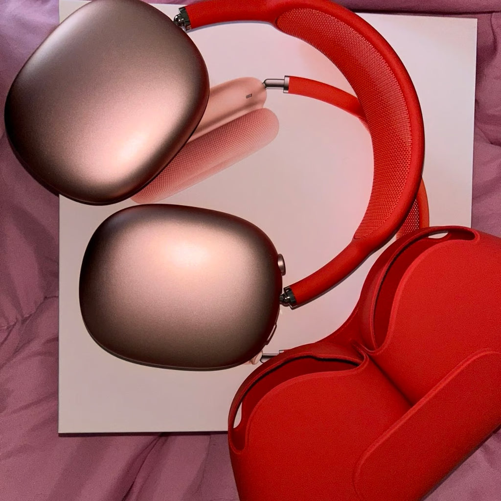 Apple AirPods Max in Pink 8P86