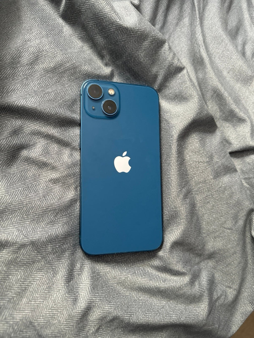 iPhone 13 blue 128gb unlocked like new 7T53