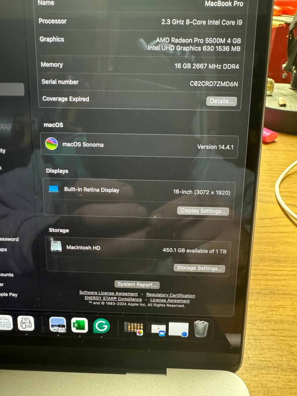 MacBook Pro 16 inch 2019 8-Core Intel i9 AMD Radeon Pro 5500M 1TB Retina display 3P19