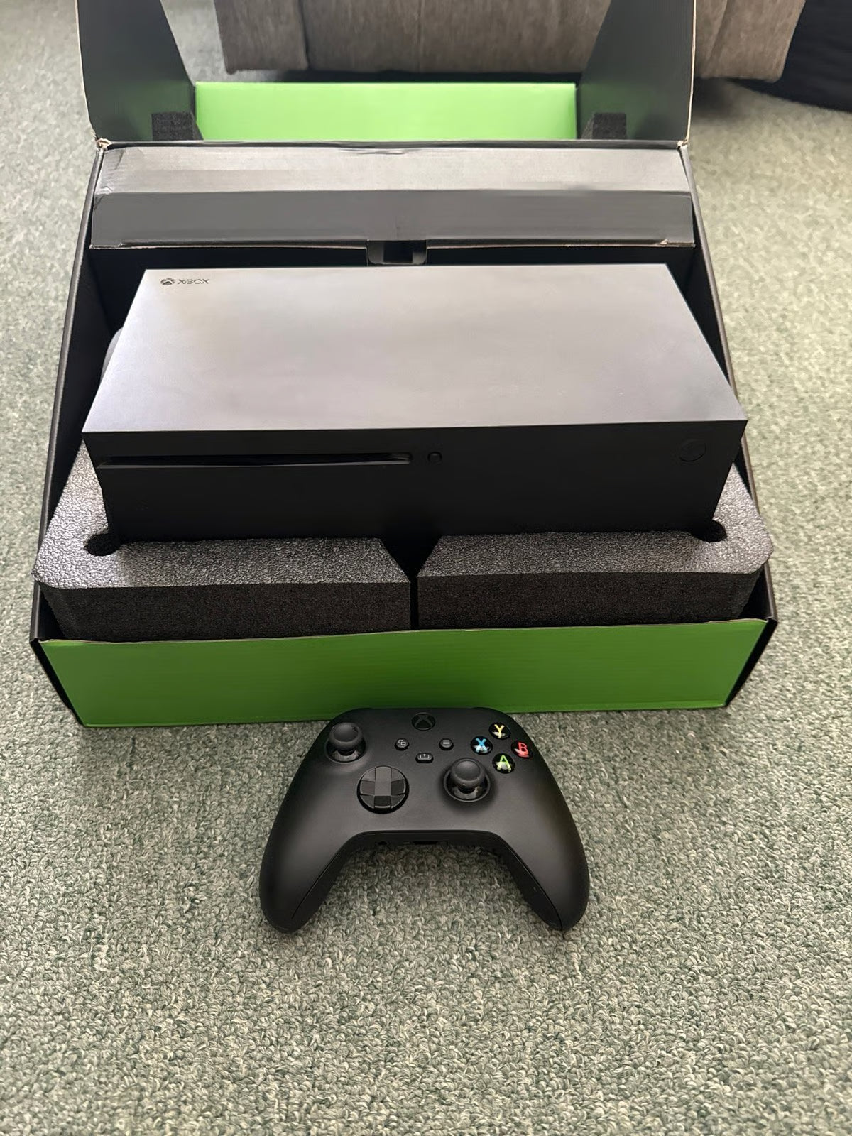 Xbox Series X with controller 2Q19