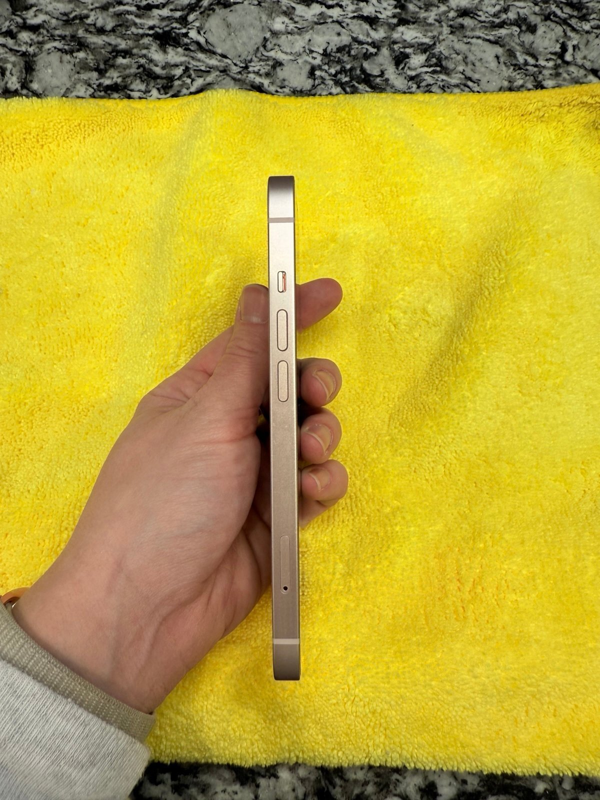 iPhone 13 256 GB Unlocked 6E88