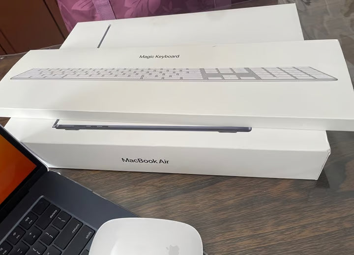 Apple 2023 MacBook Air Laptop 6H75