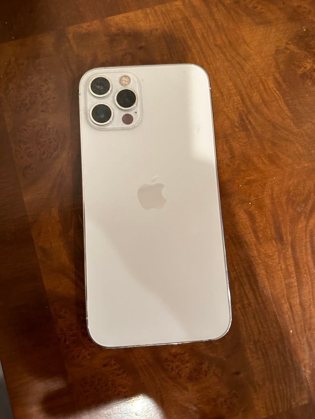 iPhone 12 Pro 512GB (Unlocked) + Case 1J21