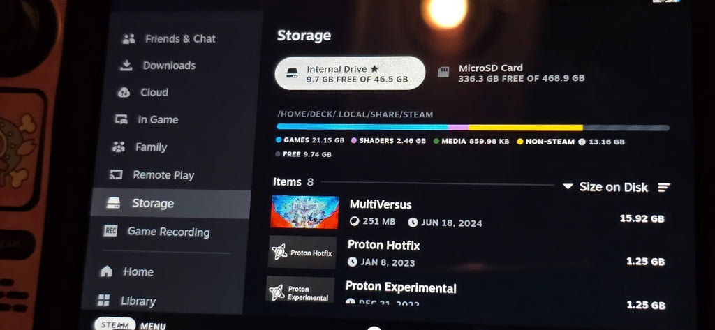Steam Deck 64gb with 512 micro as card and case 9R21