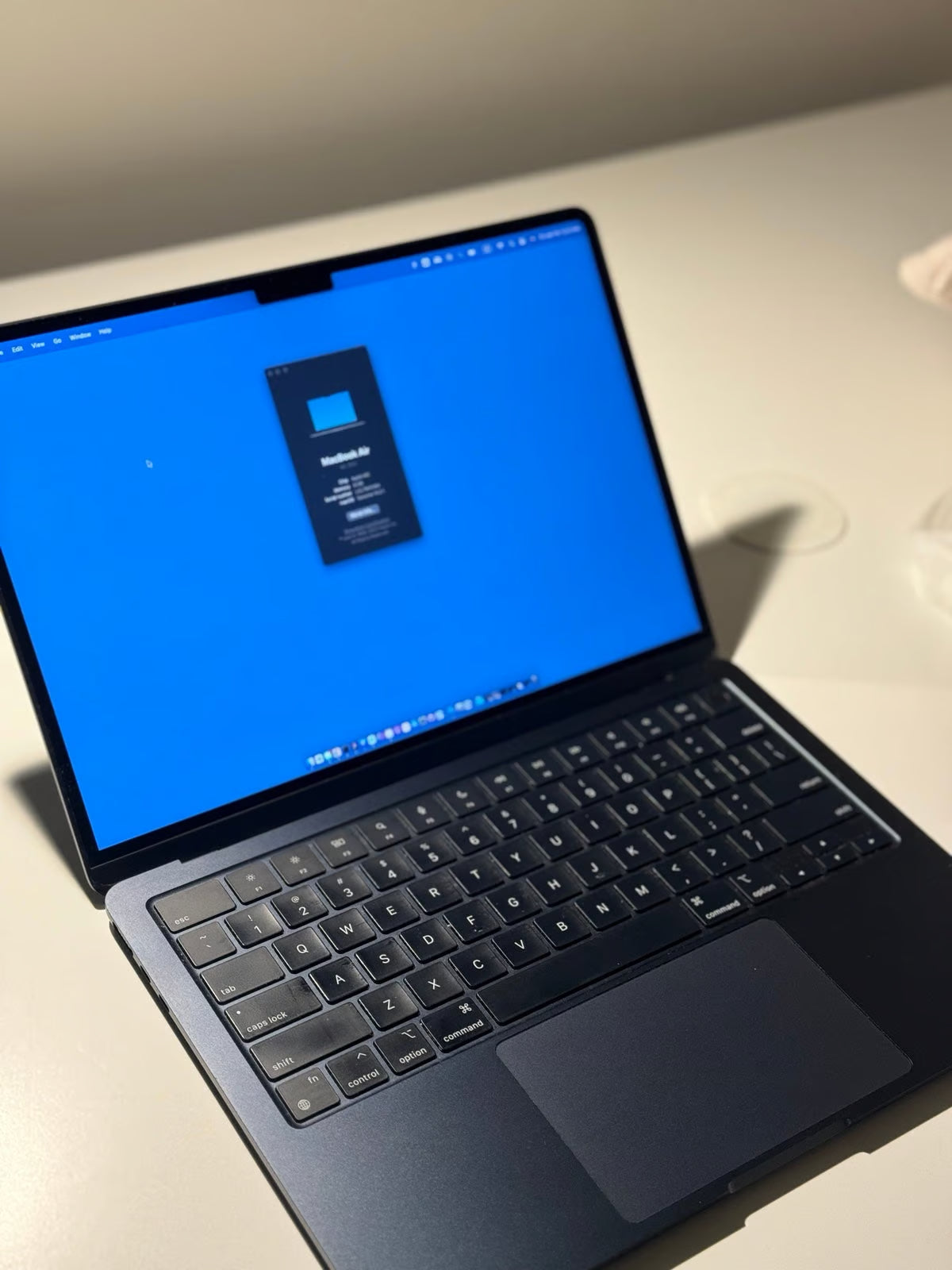 macbook air 2022 m2 7C86