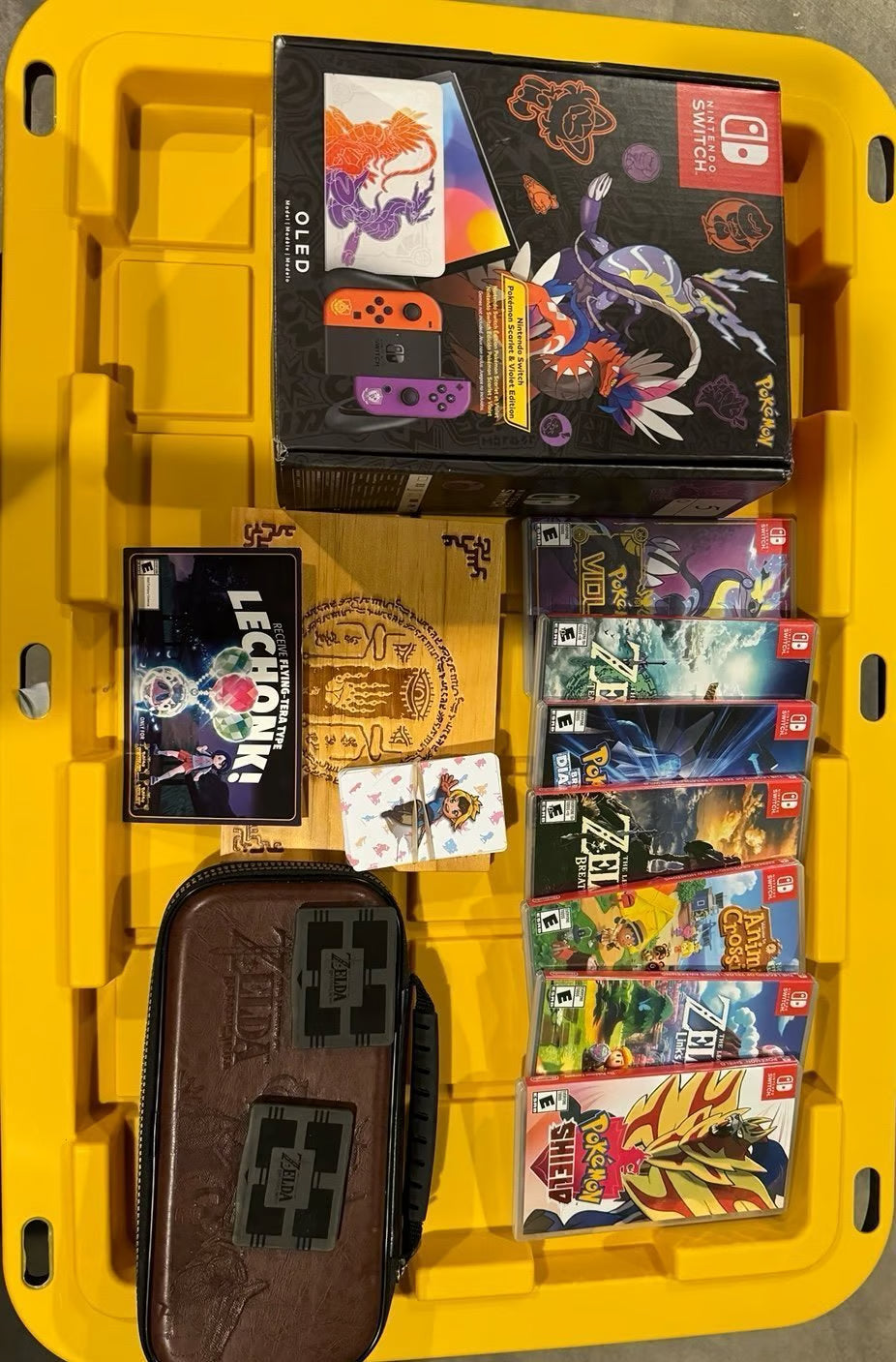 Nintendo Switch OLED Pok茅mon Edition with Extras 5E91