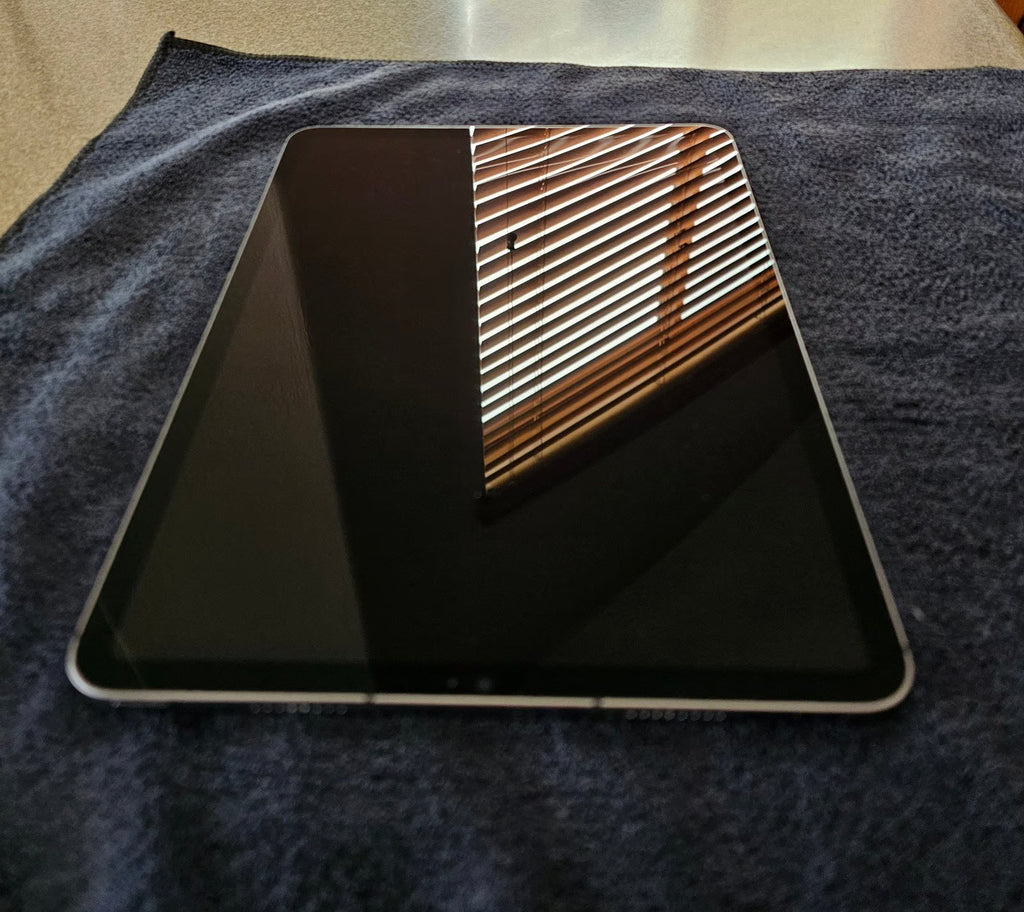 Apple ipad pro 11 inch (3rd gen) 128gb unlocked 3G38