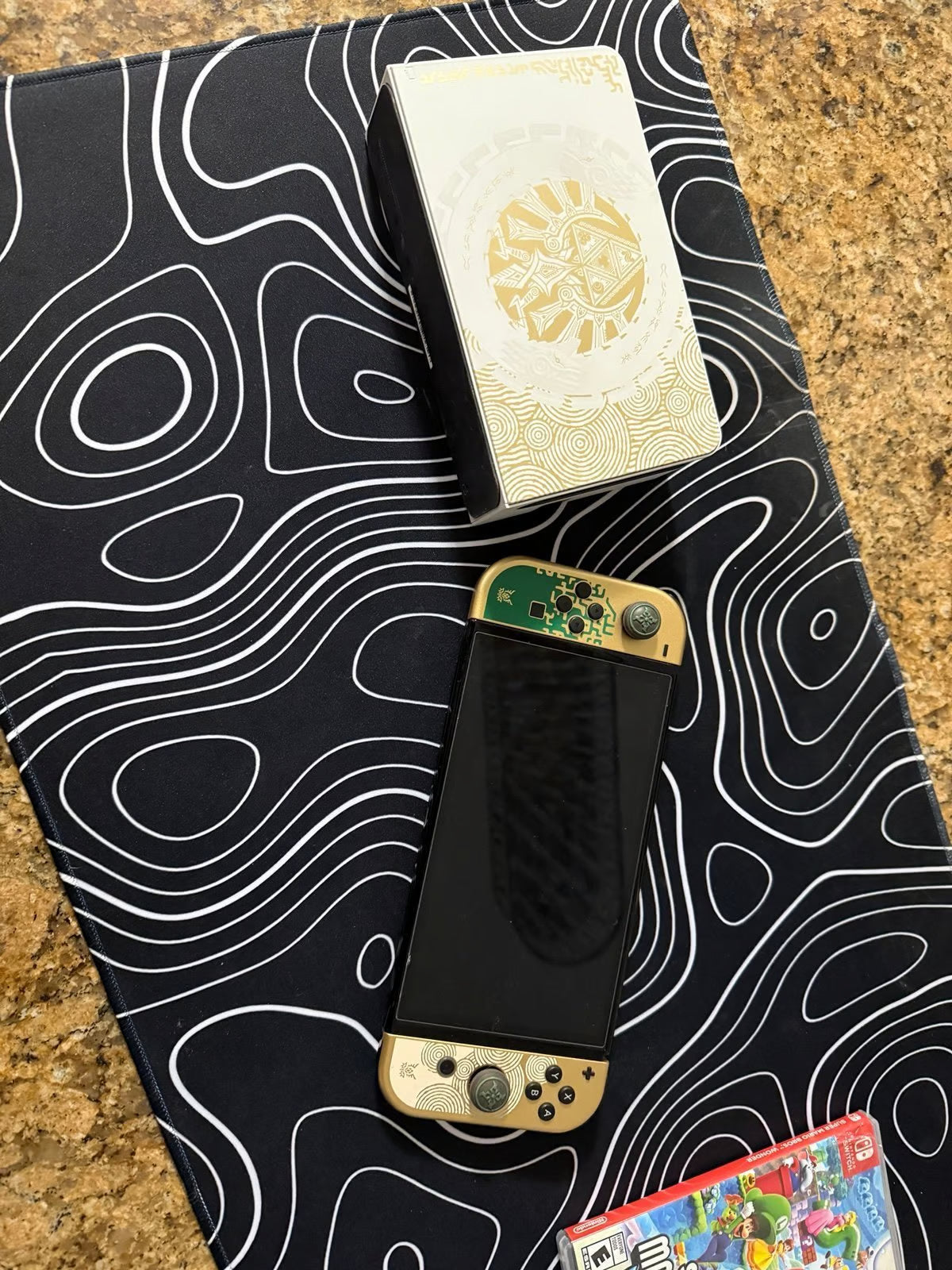 Nintendo switch 6V87