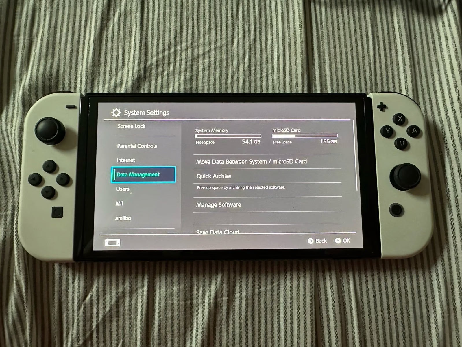 Nintendo Switch OLED Bundle 6F56