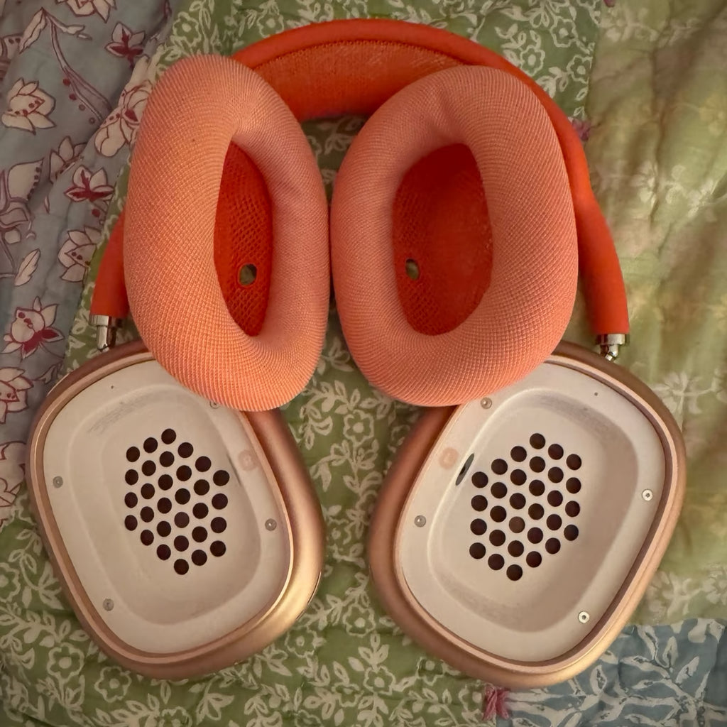 Apple AirPods Max with Smart Case in Pink 9B73