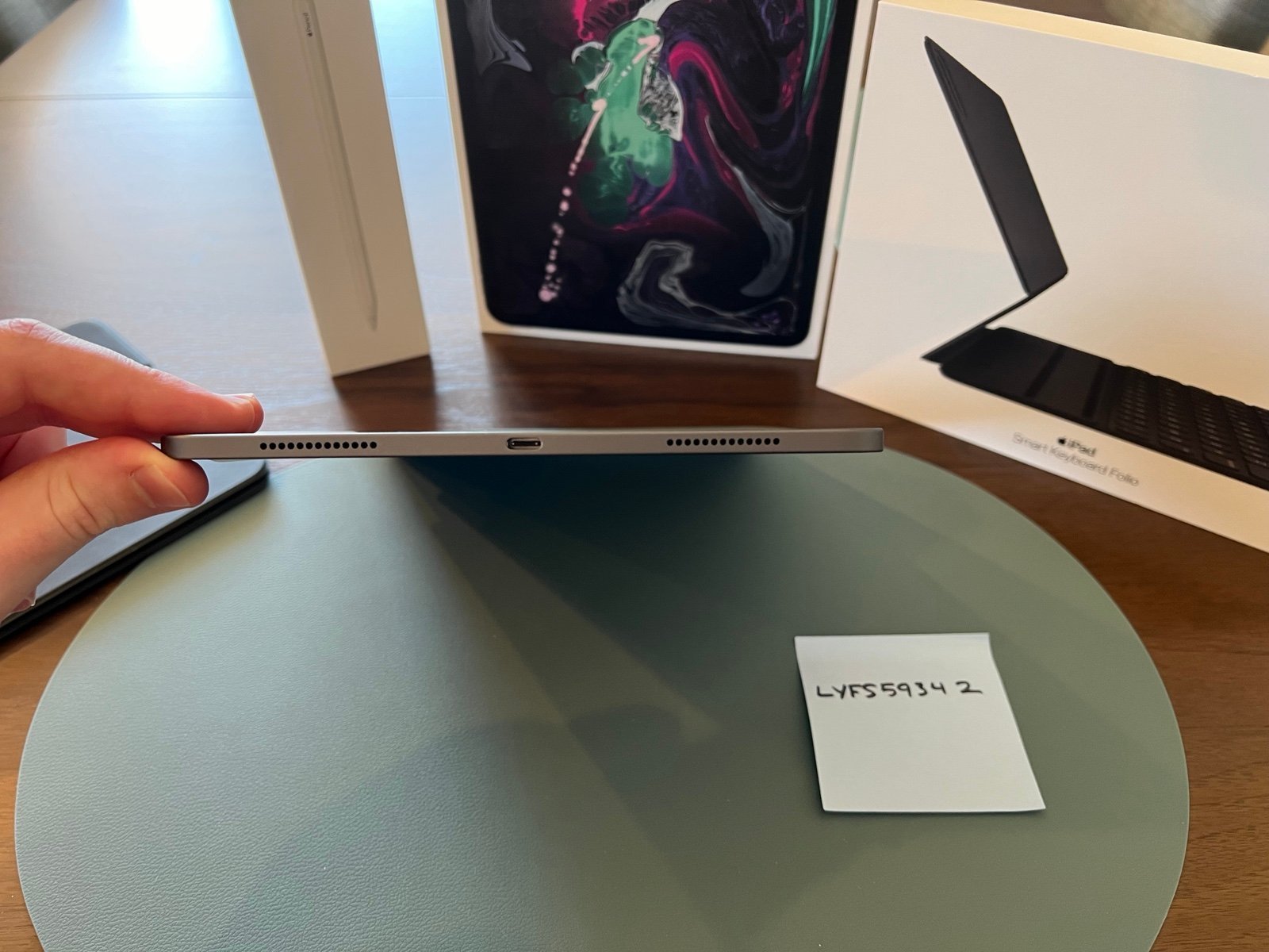 Apple iPad Pro 11�?(2018) Plus Accessories 5W57
