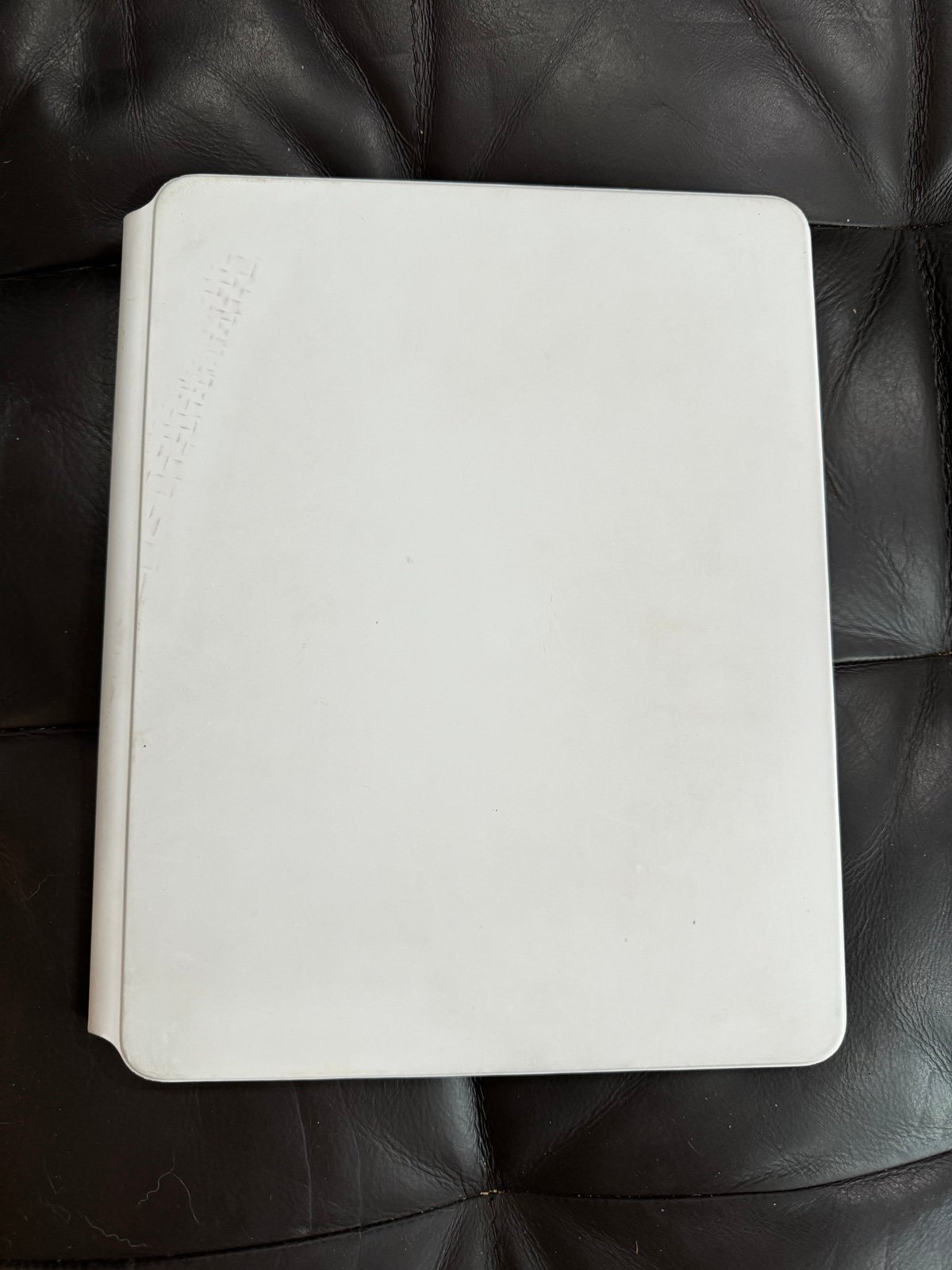 ipad pro 5th gen 12.9 inch 2TB w Magic Keyboard 9H13