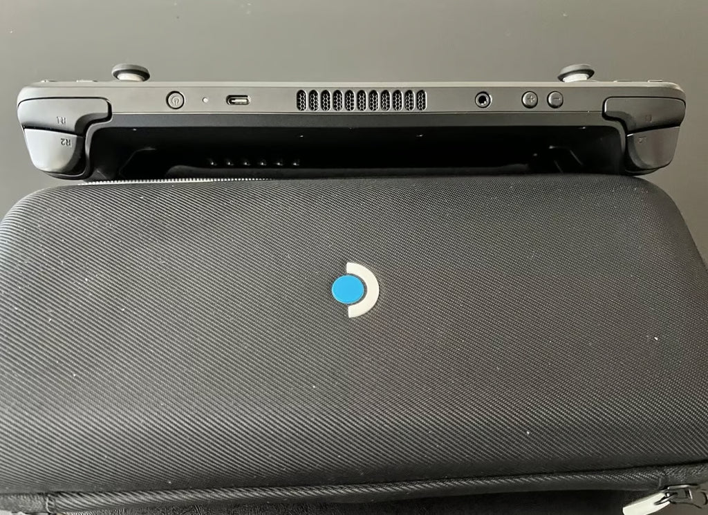 Valve Steam Deck 512GB with 128GB MicroSD 2D81