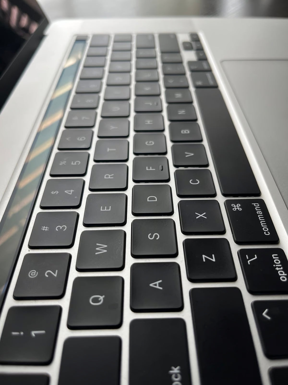 macbook pro 16 inch 2019 9V36