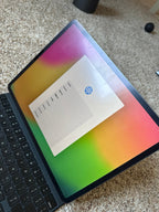 iPad Pro 12.9-inch 1 TB Wi-Fi + Cellular 4th gen UNLOCKED Space Grey 1Q83