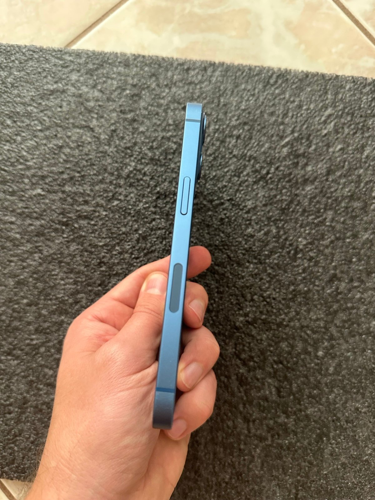 Apple iPhone 13 128 GB blue unlocked 5C92