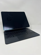 Apple iPad Pro 12.9�?inch 6th Generation 1 TB in Space Gray 5E52