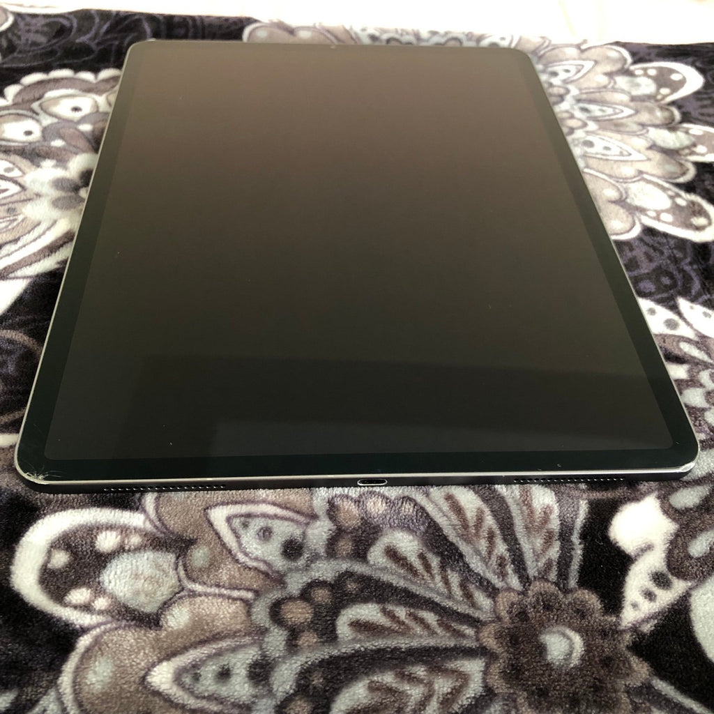 Apple iPad Pro 3rd Generation 12.9 inch 2K68
