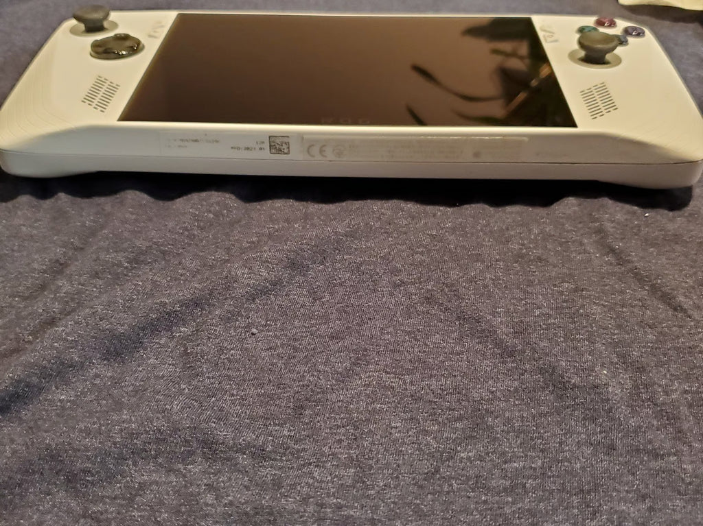 Asus Rog Ally 7鈥?120 Hz FHD 1080p Gaming Handheld (Z1 Extreme Processor) (2TB) 7T78