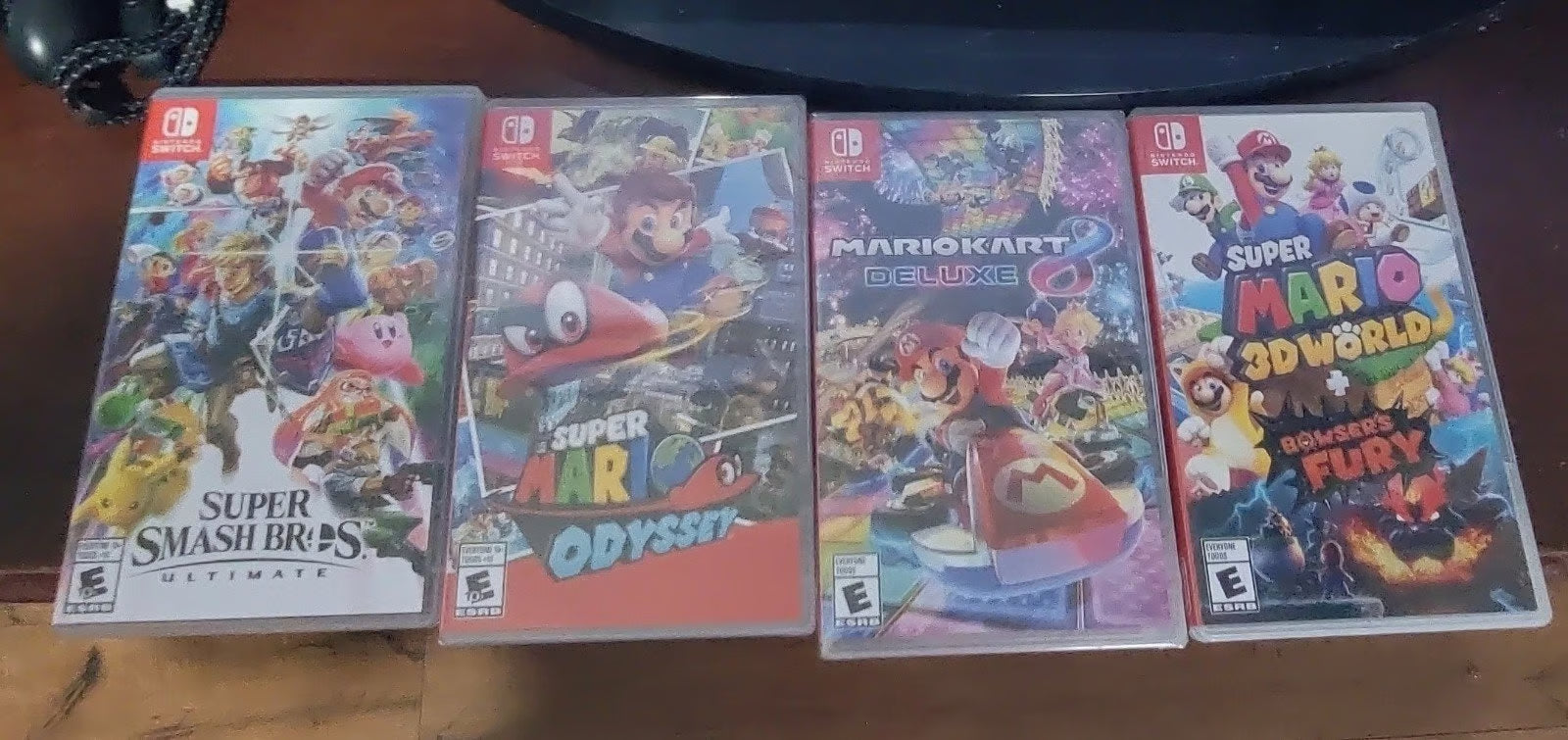 Nintendo Switch OLED Model w/ White Joy-Con 9J79