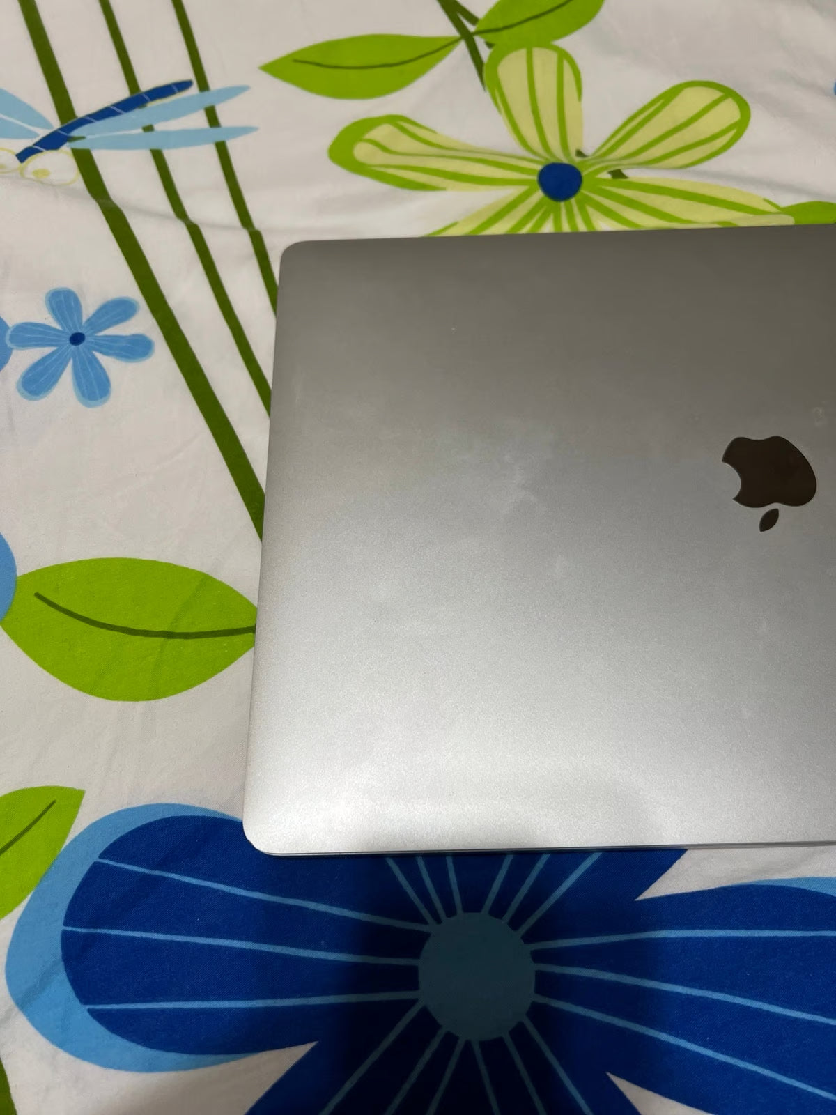 macbook pro 16 inch 2019 6A66