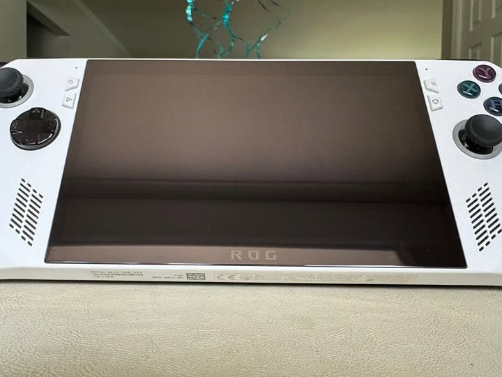 Asus ROG Ally Z1 Extreme - 512GB + More 2Q15