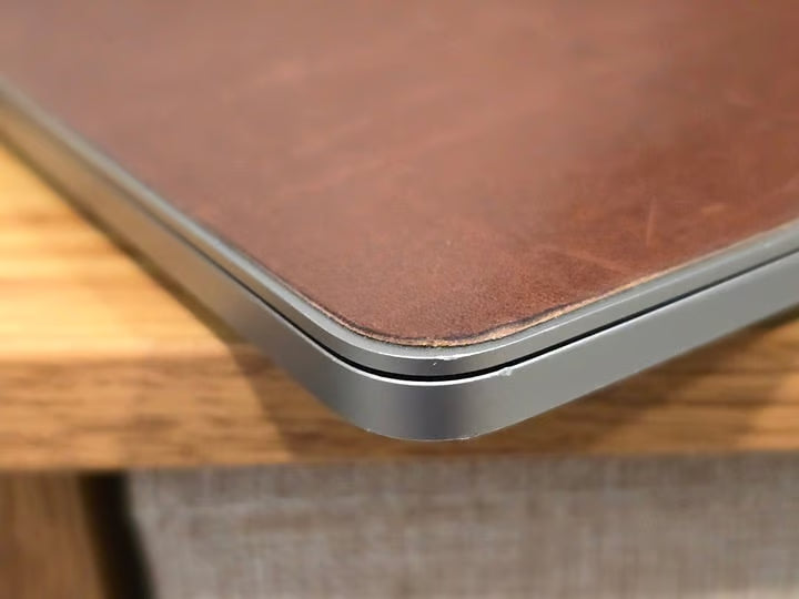 MacBook Pro M1 13"" 16GB Ram / 1TB Storage AppleCare+ til June 25 6L53