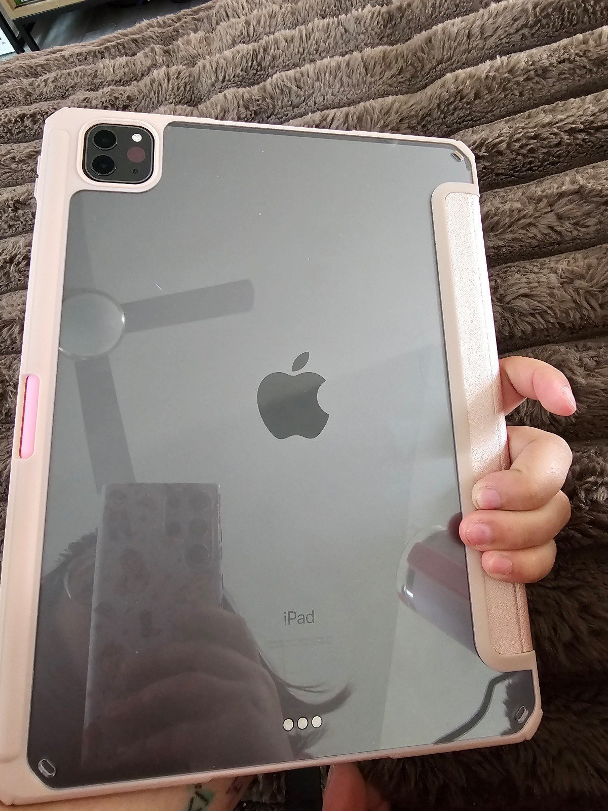 IPad pro 11 inch 3rd generation 256 GB W/ Apple Pencil 8P67