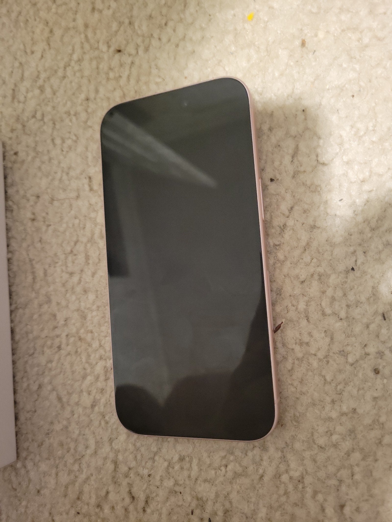 iphone 15 PINK unlocked 6B92