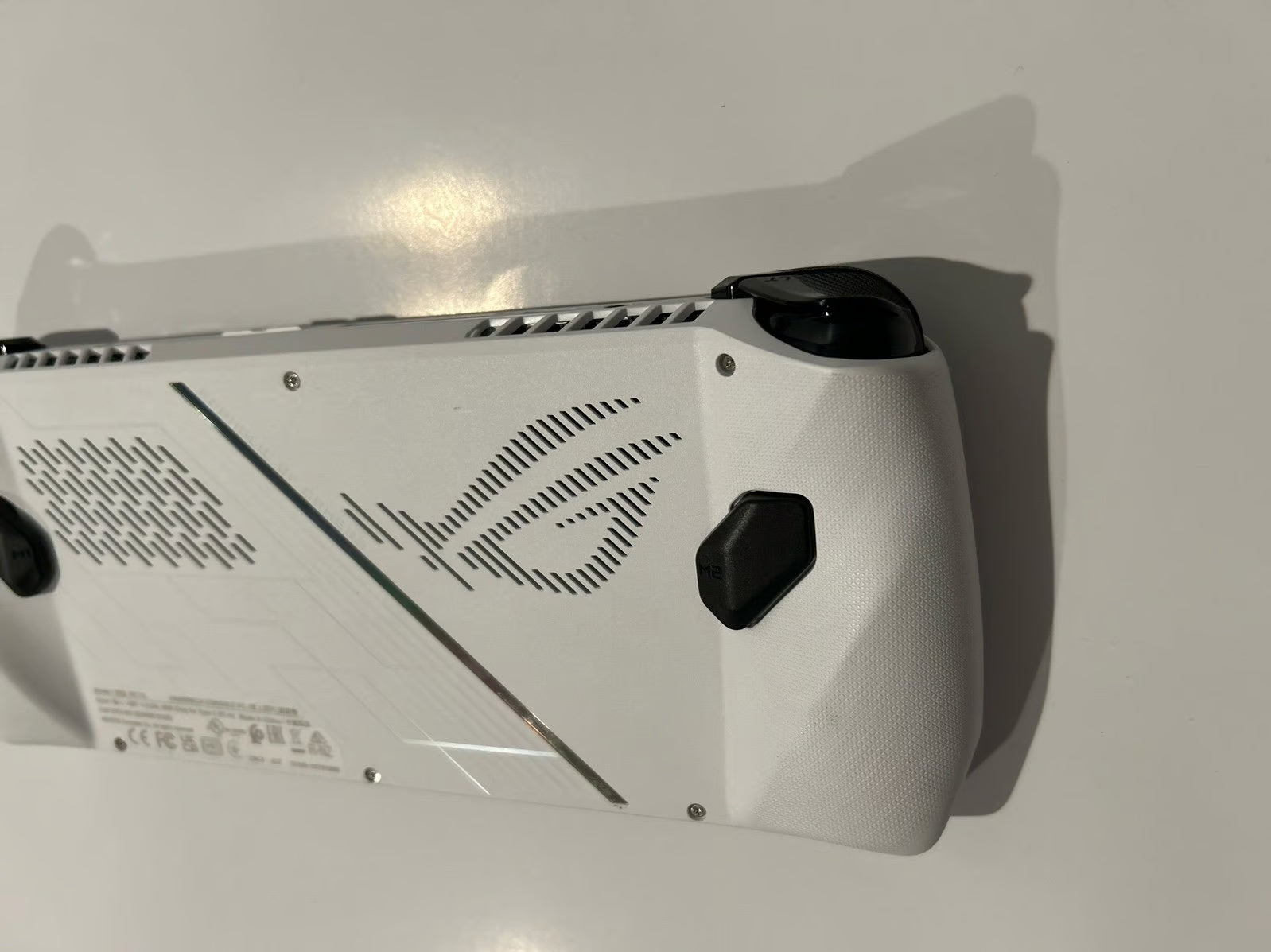 ASUS Rog Ally Z1 Extreme 1S25